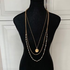 Long necklace, gold & pearl